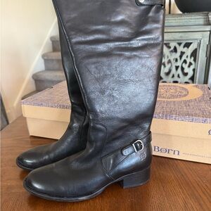 Born Women's Black Leather Heeled Boots
